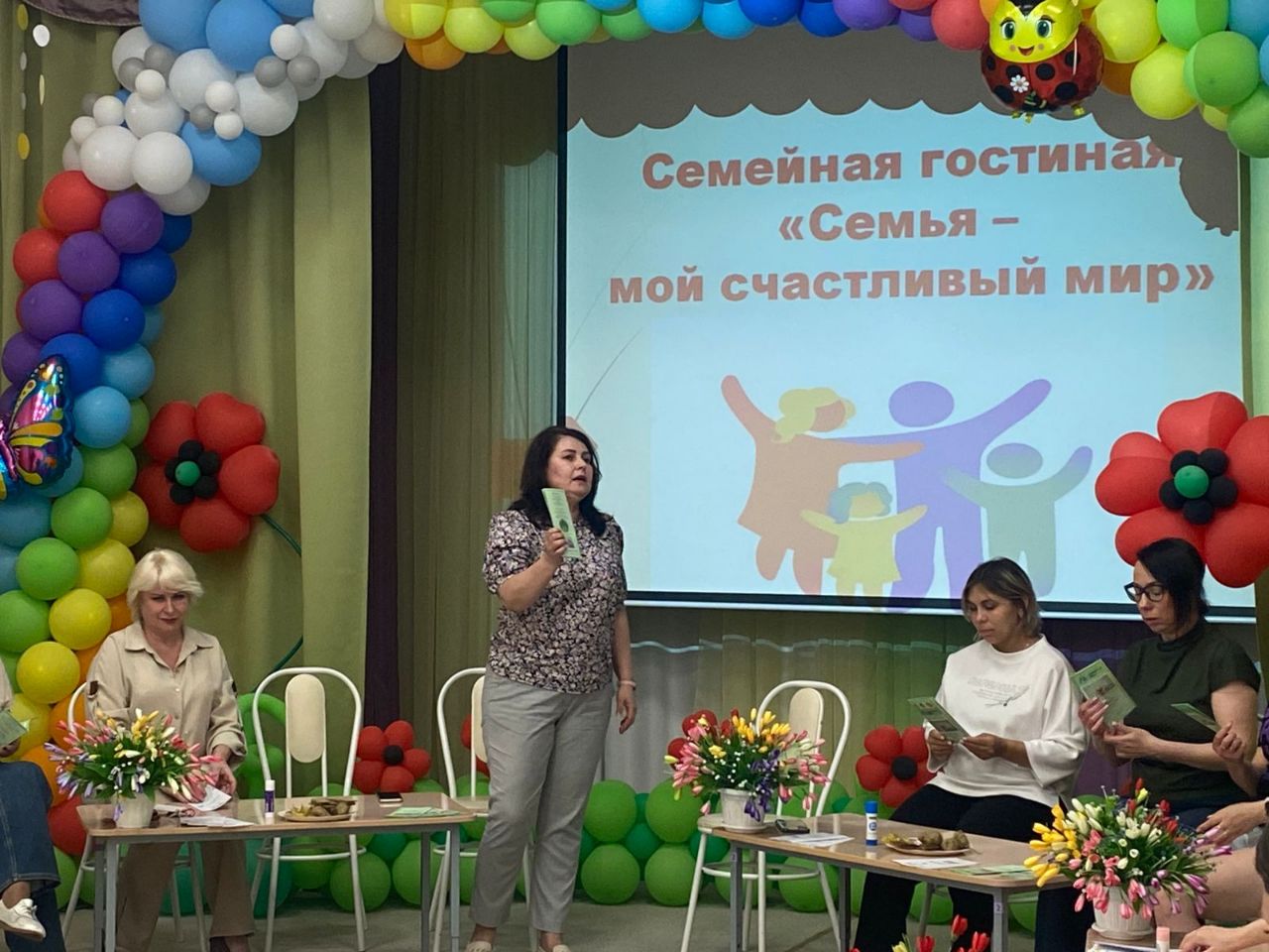 Семейная гостиная в саду №142