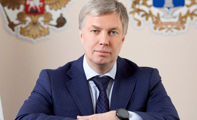 Алексей Русских рассказал о мерах социальной поддержки жителей региона